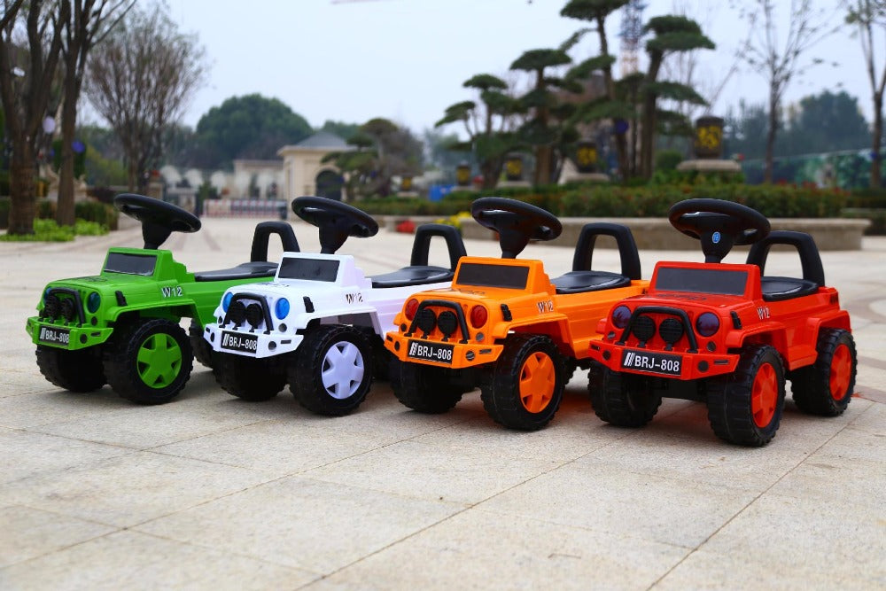 Children's four-wheeled scooters 1-4 years old baby twisting car yo-yo kid walker twisting car